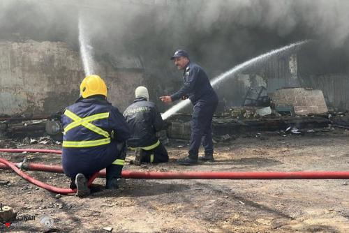 الدفاع المدني يخمد حريقاً في منشأة رياضية تابعة لوزارة الشباب شرقي بغداد