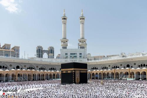 السعودية تتيح أداء العمرة من خلال جميع أنواع التأشيرات