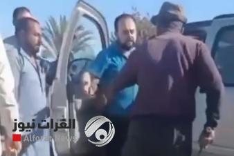 سوريا: اعتقال شخص اعتدى على سائق عراقي وعدم اغلاق معبر البوكمال - القائم {فيديو}