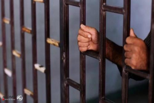 العدل: إطلاق سراح 726 نزيلاً خلال شهر نيسان 2026