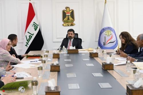 وزير العدل يوجّه بإعداد خطة استراتيجية تخدم شريحة القاصرين