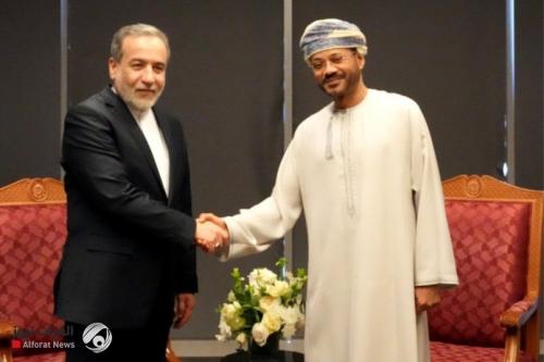 وزير الخارجية الإيراني يسلم نظيره العُماني محاور بلاده ومواقفها لنقلها إلى الطرف الأميركي