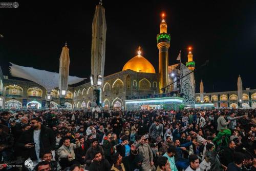 بالفيديو.. محفل بهيج احتفاءً بذكرى ولادة الإمام علي {ع} في الصحن العلوي المطهر