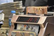 "يتحسن باتجاهين".. الدينار يواصل رحلة التعافي أمام الدولار