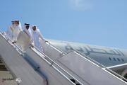 أمير قطر يغادر القمة العربية