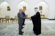 بالصور.. رئيس الجمهورية لسفراء جدد: العراق يتطلع لعلاقات متوازنة مع دول الجوار