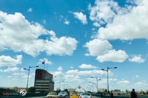 ارتفاع تدريجي بدرجات الحرارة وفرص أمطار متفرقة خلال الأيام الاربعة المقبلة
