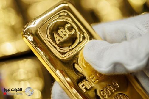 الذهب يصل إلى مستوى قياسي جديد والدولار يتراجع لأدنى مستوى منذ أوائل 2024